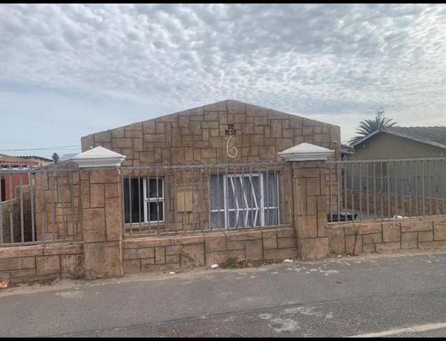 4 BEDROOM HOUSE FOR SALE IN RAVENSMEAD